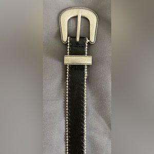 🩷 Brandy Melville belt with western style buckle